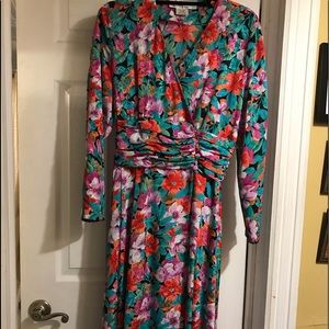 Great holiday midi dress